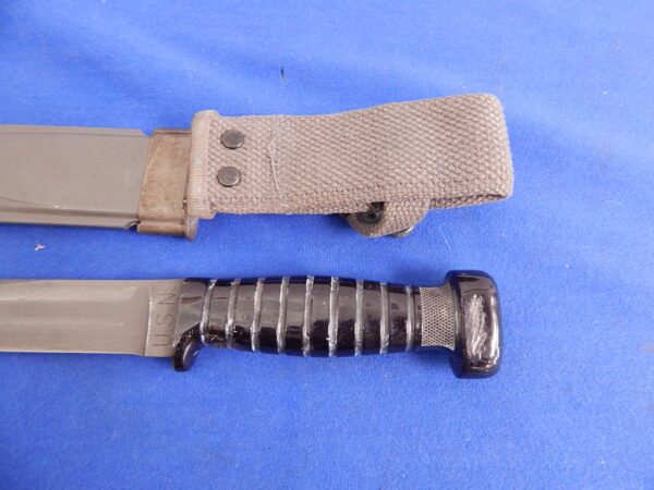 US Navy MK1 Fighting Knife W/S By Colonial - Image 5