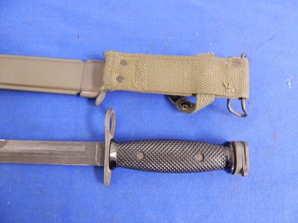 Colt AR 15 & M-16 Rifle Bayonet - Image 5