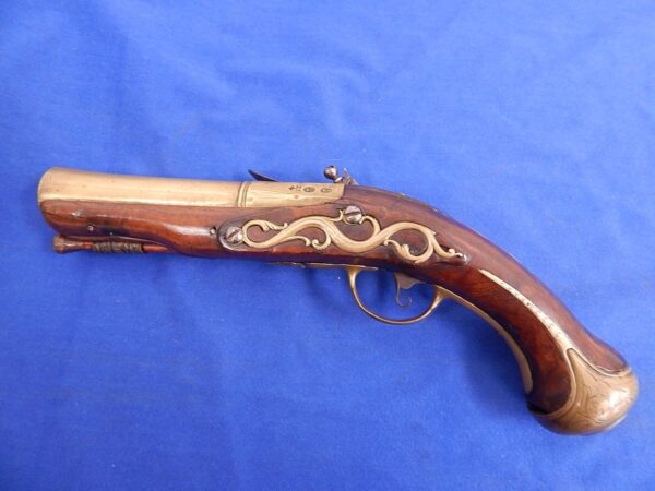 English Early 18th Century Brass Barrel Blunderbus Flintlock Pistol by G.Bower - Image 9