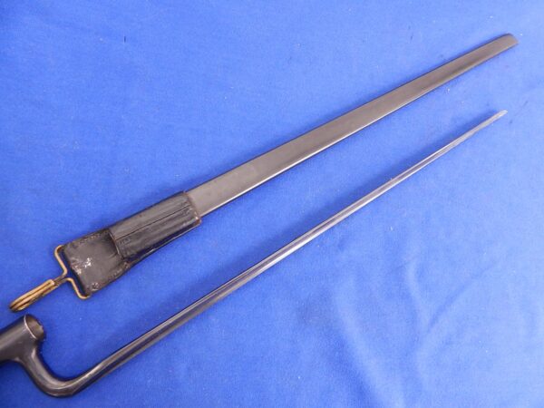 US 45/70 Trapdoor Rifle Socket Bayonet in Prarie Scabbard - Image 2