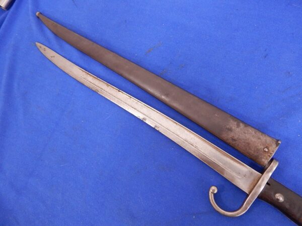 Brazilian M-1904 Mauser Vergueiro Yataghan Rifle Bayonet - Image 6