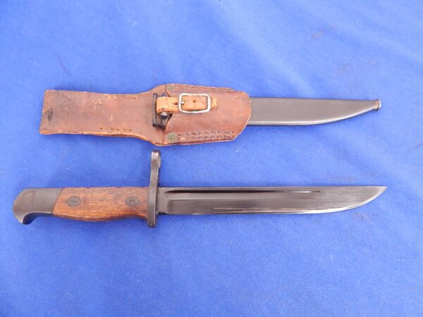 Japanese Type 100 Paratrooper Rifle Bayonet - Image 2