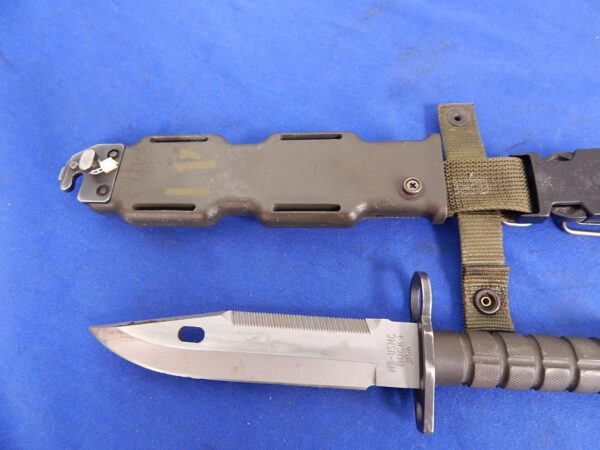 USMC Buck M-9 Bayonet W/S - Image 2