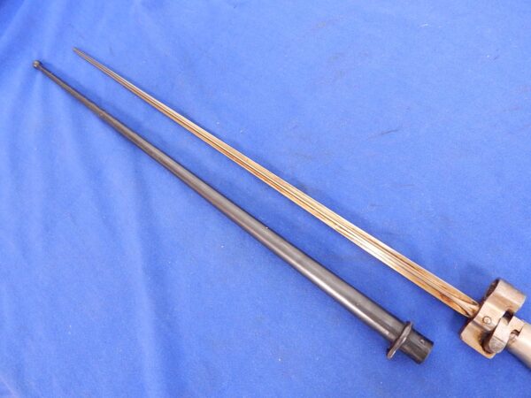 Remington M-1907/15 Berthier Rifle Bayonet - Image 2